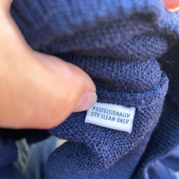 EUC St. John Knit Navy Tank. M. Vintage - Picture 6 of 6